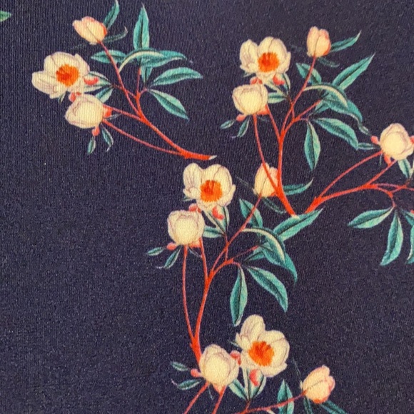 TRIANGL Swimsuit Beach Bag - Picture 8 of 10